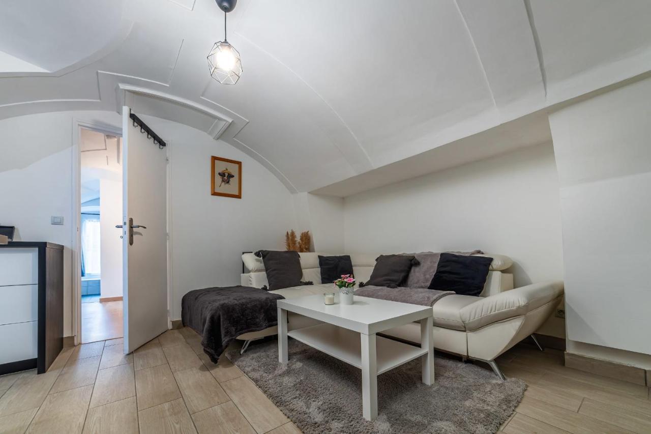 Appart The Parisian Charm Near Disney Thorigny-sur-Marne Buitenkant foto